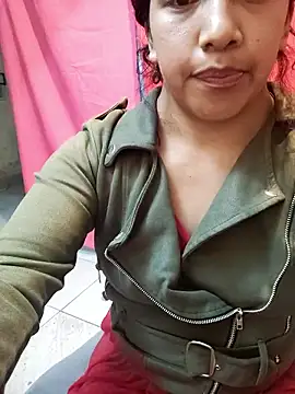 CloningHotline's cam snapshot