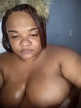 Meellcarioca live sex cam