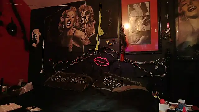 Splash_Queen420's cam snapshot