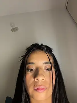 Laura_fernandezII live sex cam
