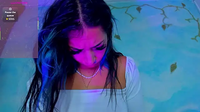 SaturnooStonee's cam snapshot