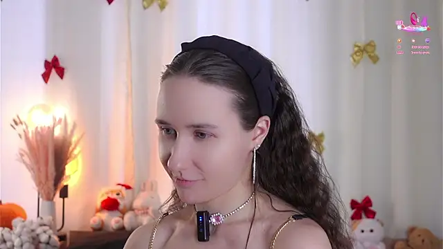 MaudAle live sex cam