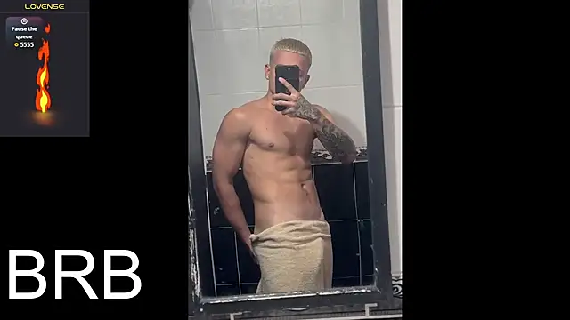 DerekOlsen live sex cam