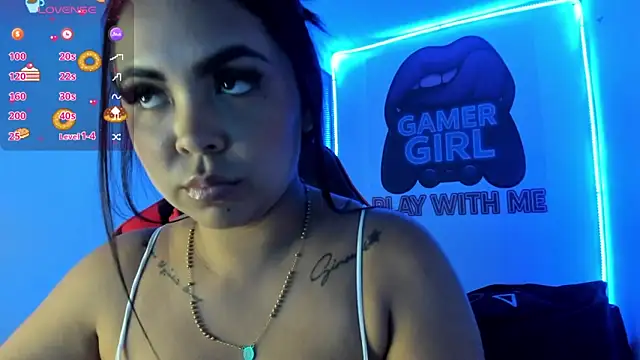 hillarybigboobs's cam snapshot