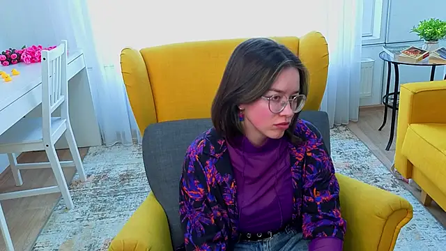 KarrenPear's cam snapshot