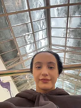 MiaTee's cam snapshot