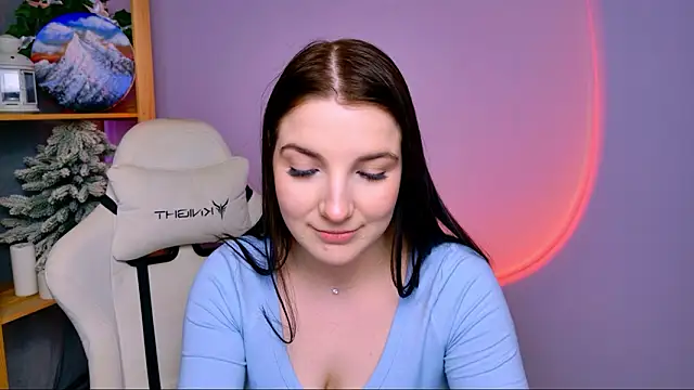 AliceChanel's cam snapshot