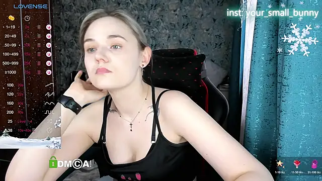 Your_small_bunny's cam snapshot