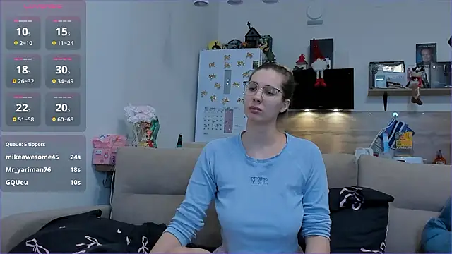 Girl_alone_home's cam snapshot