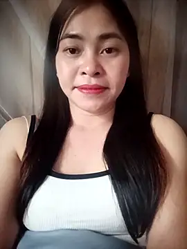 Caniroom_bia's cam snapshot