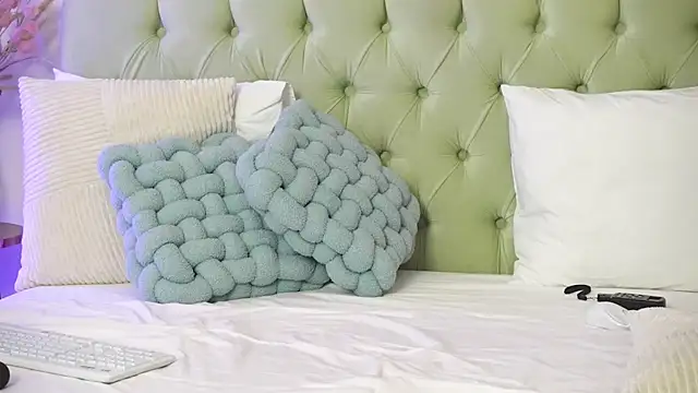 Britney_Lynn's cam snapshot