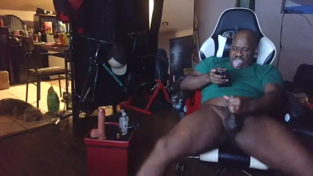 bigshh8 live sex cam