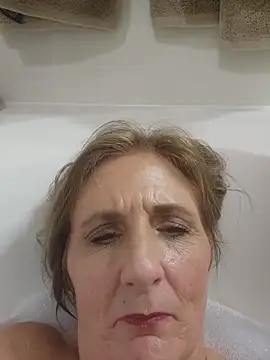 HotAzMilf live sex cam