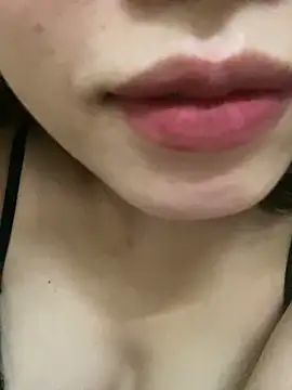 Victoria-Victoria69 live sex cam