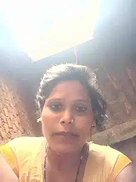 cute_diya_12 live sex cam