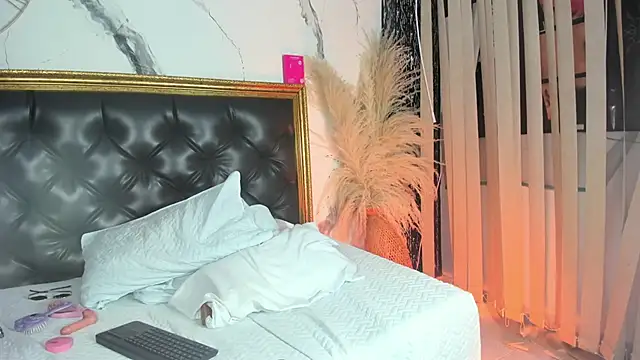 AmbarFoxx_ live sex cam