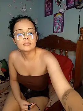 NinaSweet2 live sex cam