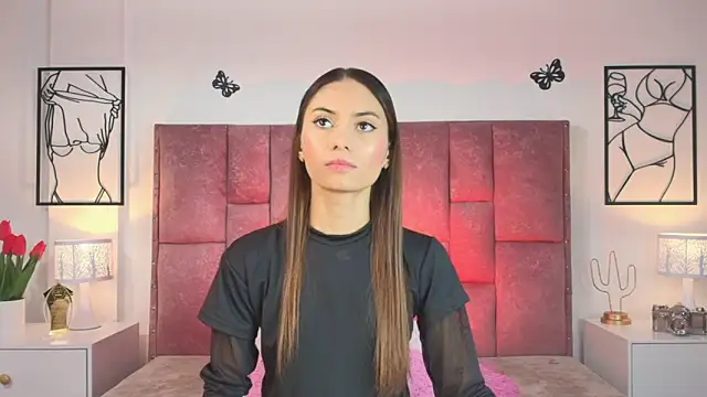 NicolMiller4 live sex cam