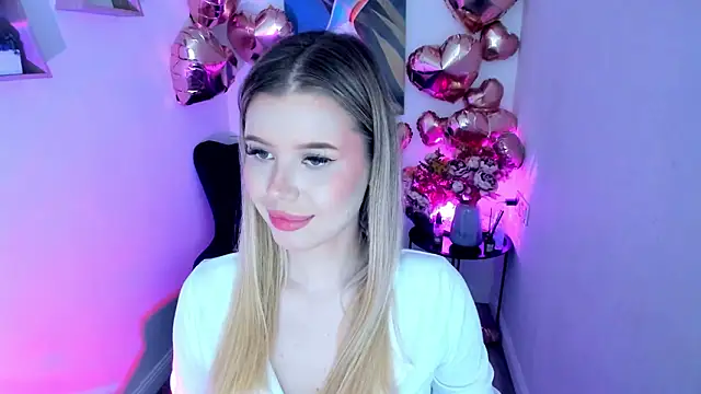 FollowLovee live sex cam