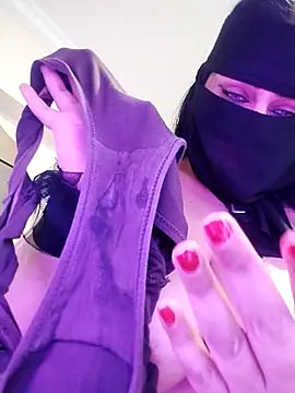 Lmalika-Ahlame live sex cam