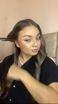 AnnyLopezzz_'s cam snapshot