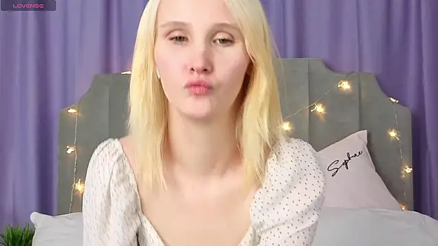 CrystalLili's cam snapshot