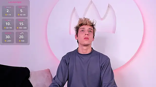 DannyParker_'s cam snapshot