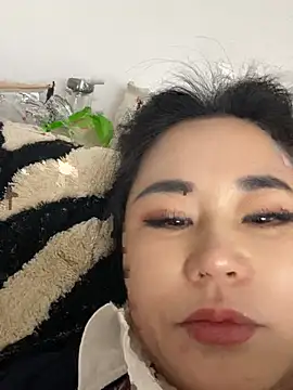 940940_1688's cam snapshot