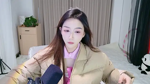 Dancing-Coco12's cam snapshot