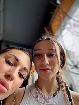 ElizaFi's cam snapshot