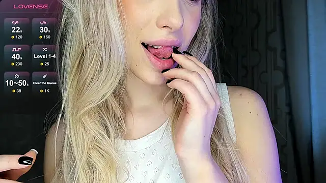 Elysia_kiss's cam snapshot