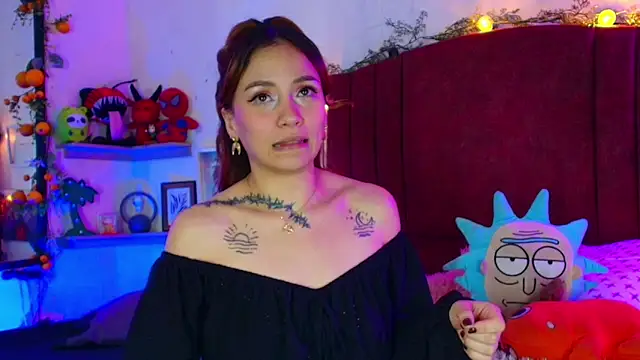 alisson_zafiro_'s cam snapshot