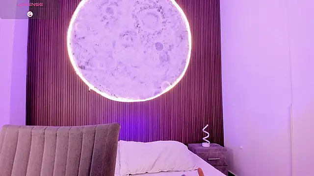 IvannaVolk_'s cam snapshot