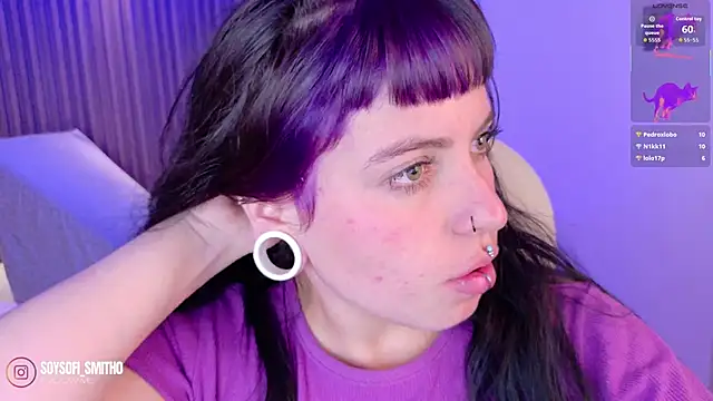 Lucy_Smith2's cam snapshot