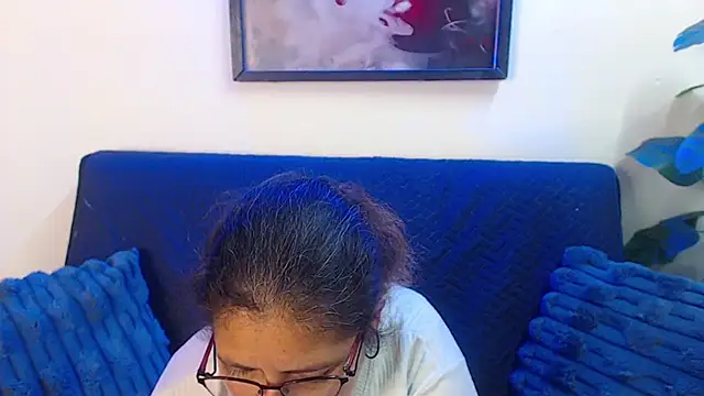 Linda_banks_'s cam snapshot