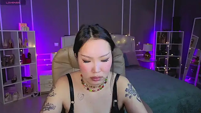 ElinaMotion's cam snapshot