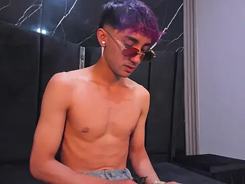 KrisX_hl's cam snapshot