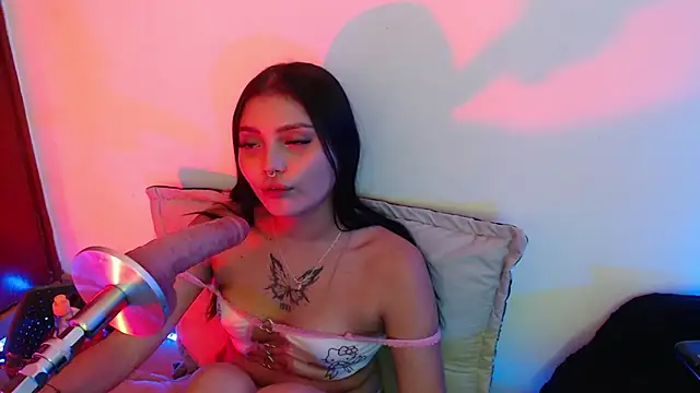 AnalyMilles's cam snapshot