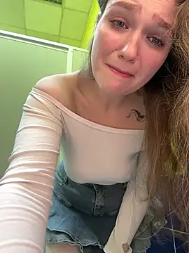 RussianWoman's cam snapshot