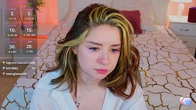 _Amelia_Shine_'s cam snapshot