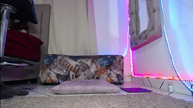 TRANSCATALINA live sex cam