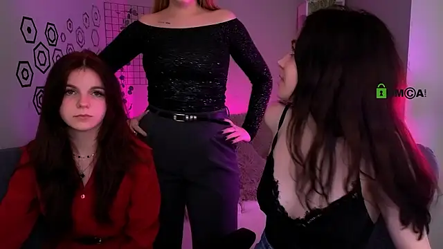 playful_sophie live sex cam