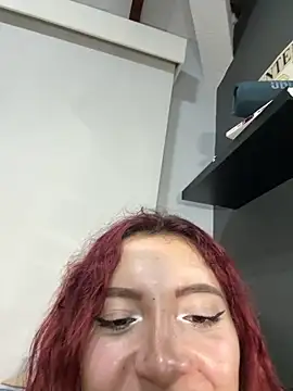 SelenaRouge1's cam snapshot