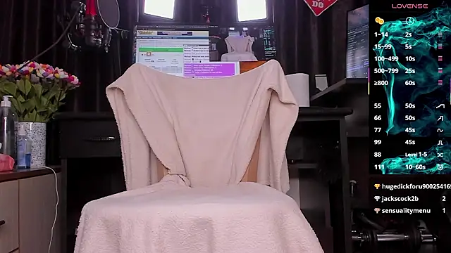 Raissa_sky26's cam snapshot