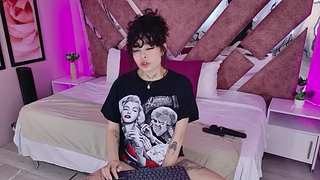 KatherineGomez live sex cam