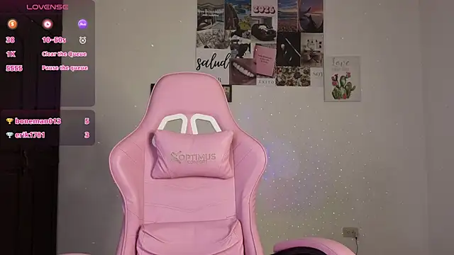 Veronika__Winslow_'s cam snapshot