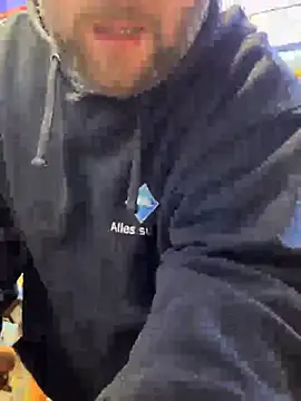 Dominic2295 live sex cam