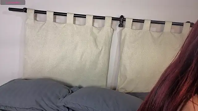 ashly_jones_'s cam snapshot