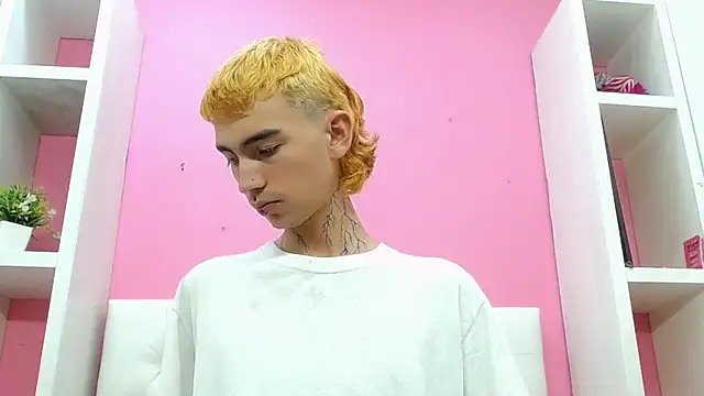 ttimy_x_boy live sex cam
