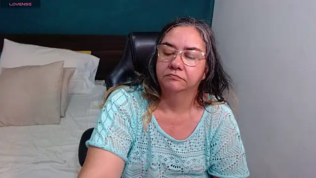 scaelettdubois live sex cam